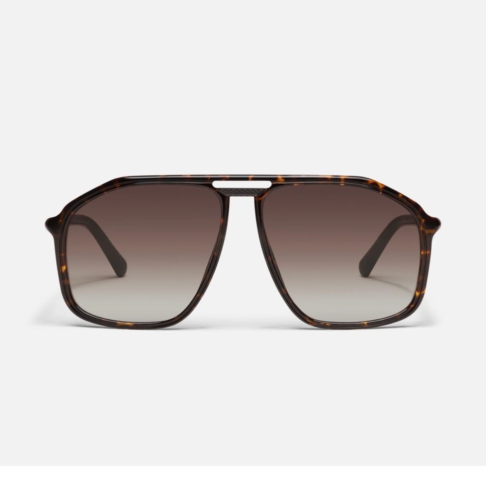 Studio Sesh Quay Australia Dark Tort Frame / Brown Lens